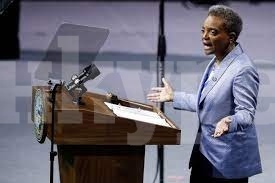 Чернокожата гей кметица на Чикаго няма да дава интервюта на бели журналисти